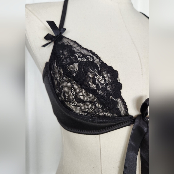 NWOT Oh La La Cheri 3 Peice Bra Panty and Blindfold - Picture 4 of 10